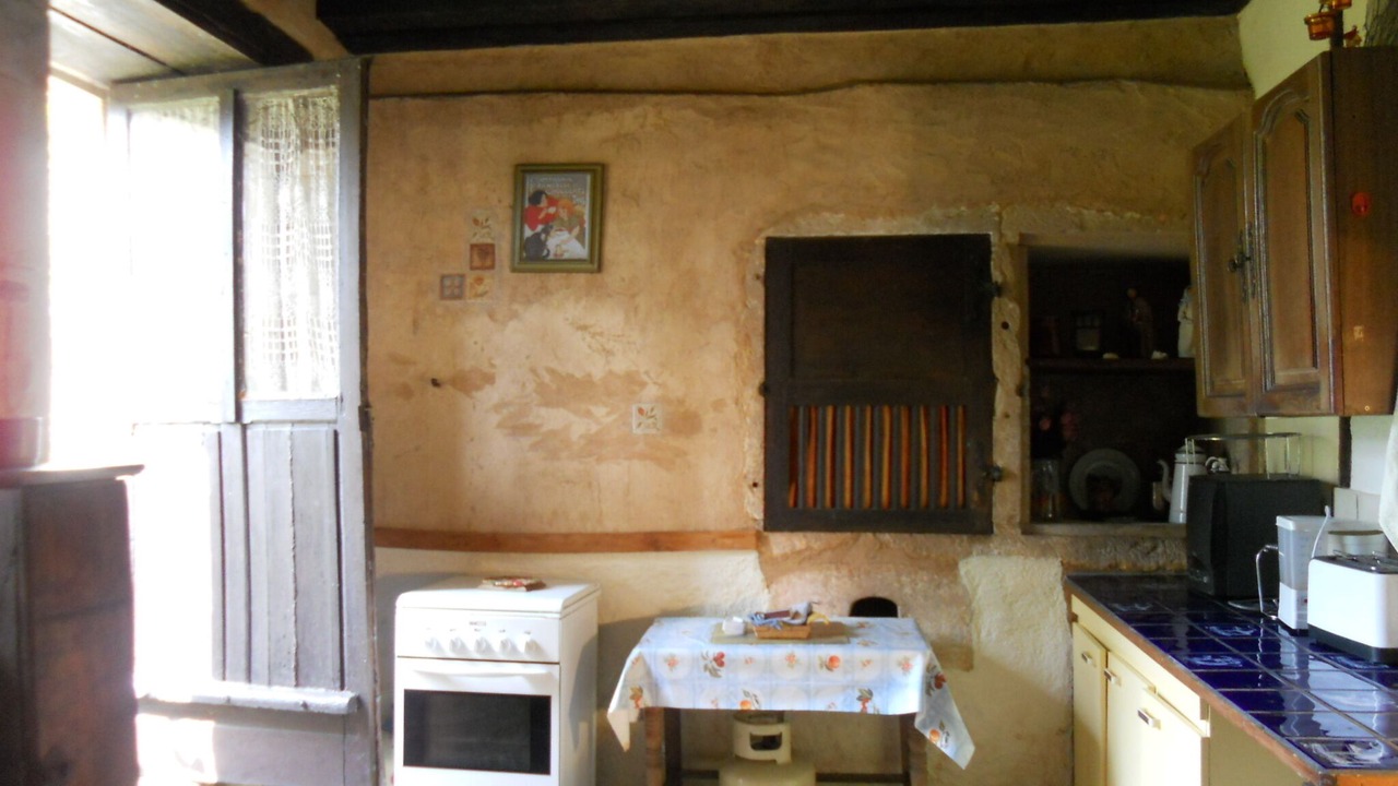 Photo of Kitchen in Champagne-le-Sec