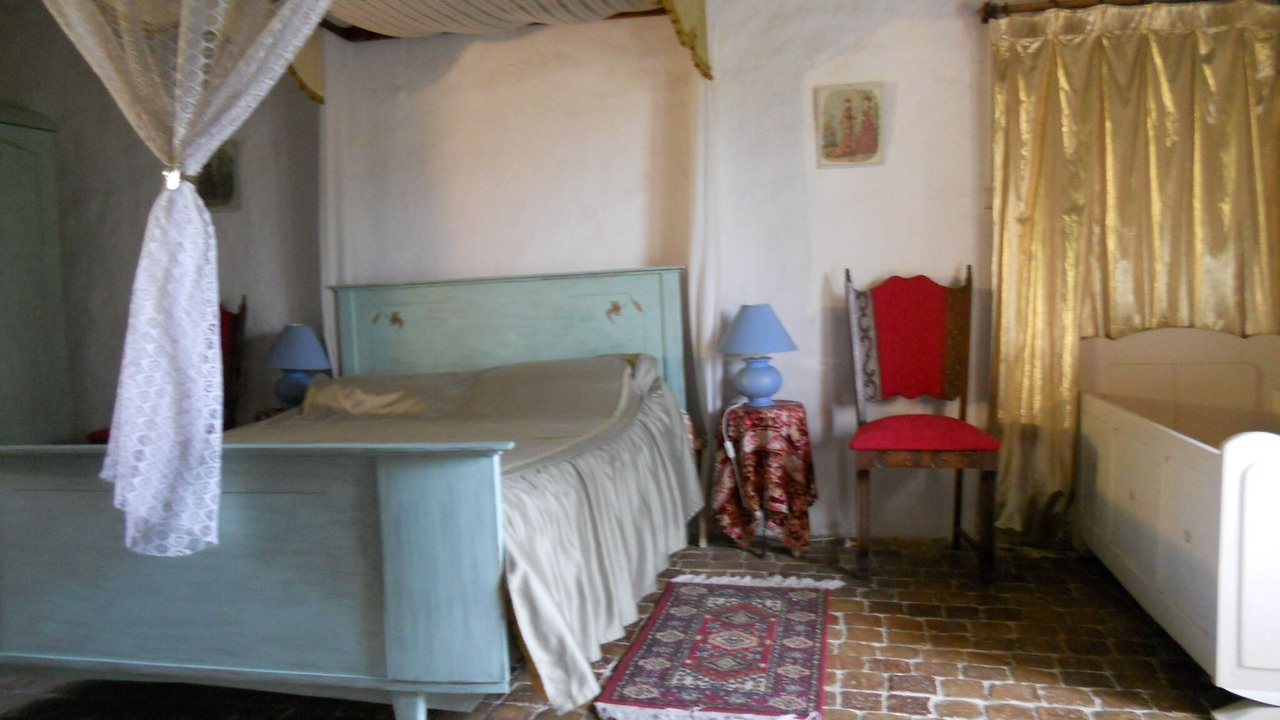 Photo of Bedroom in Champagne-le-Sec