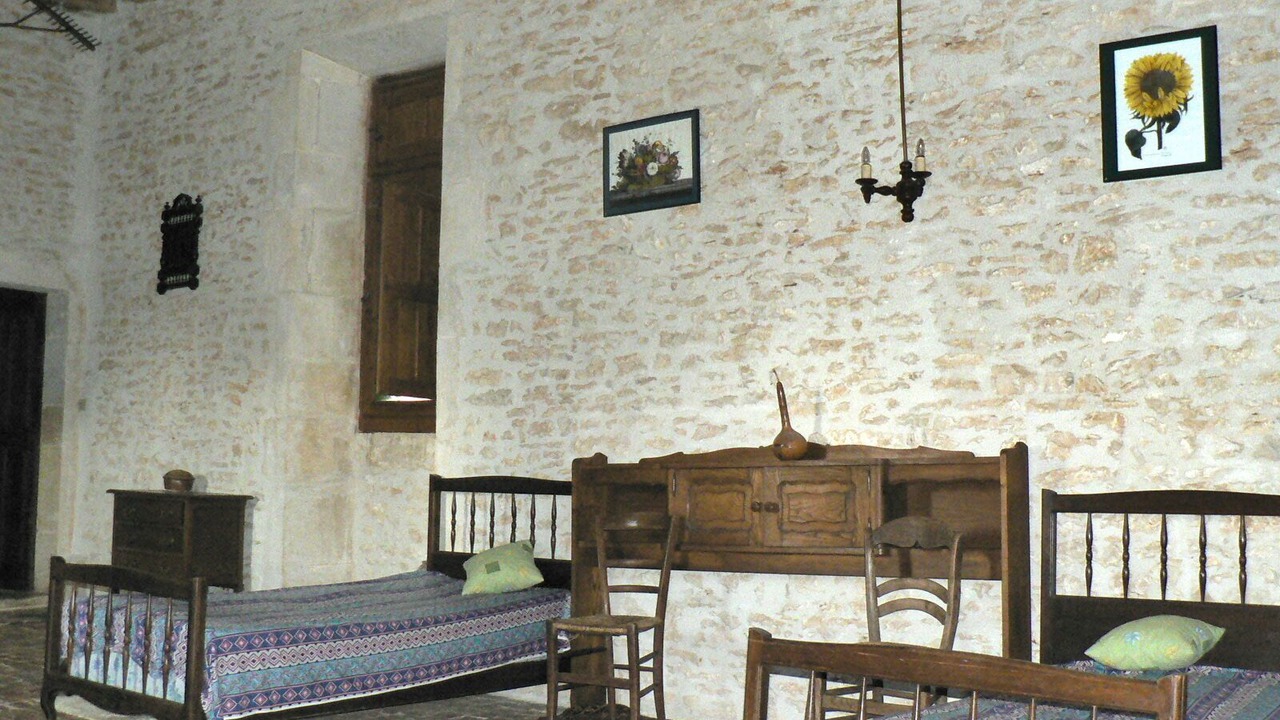 Photo of Bedroom in Champagne-le-Sec