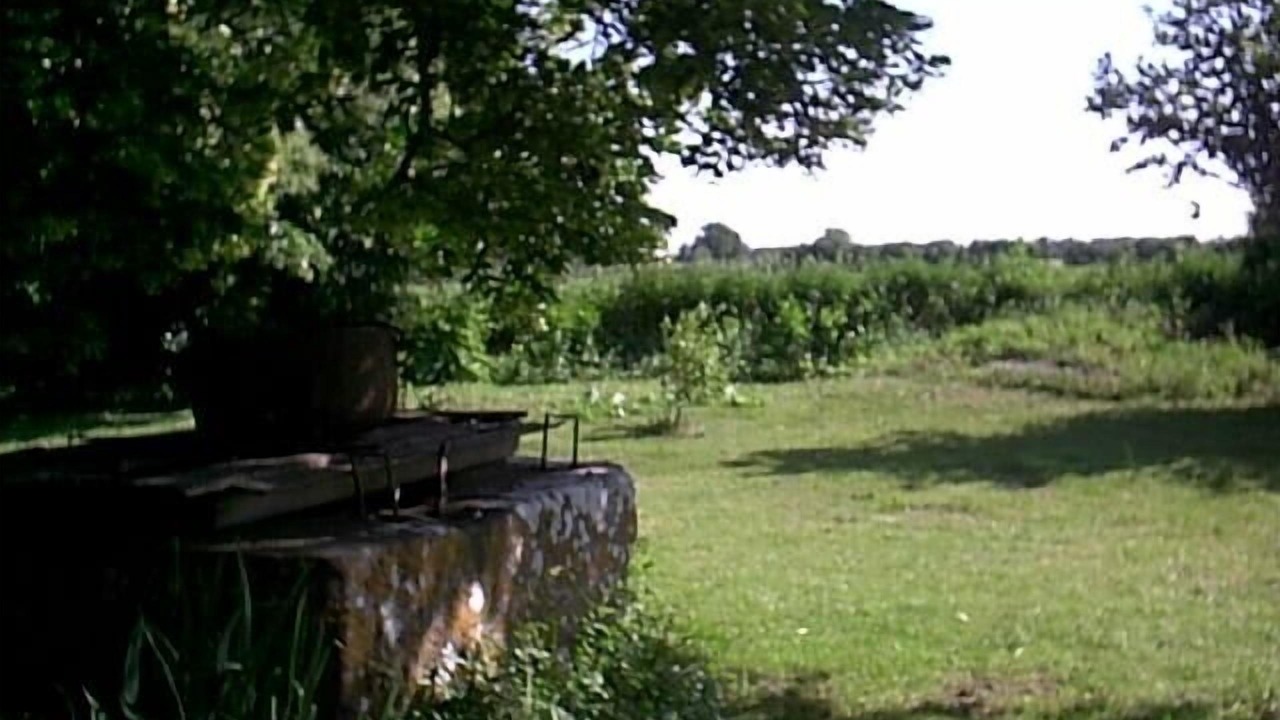 Photo of Outdoor in Champagne-le-Sec
