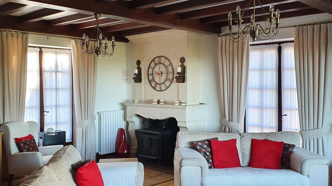 Photo of Livingroom in Nanteuil-de-Bourzac