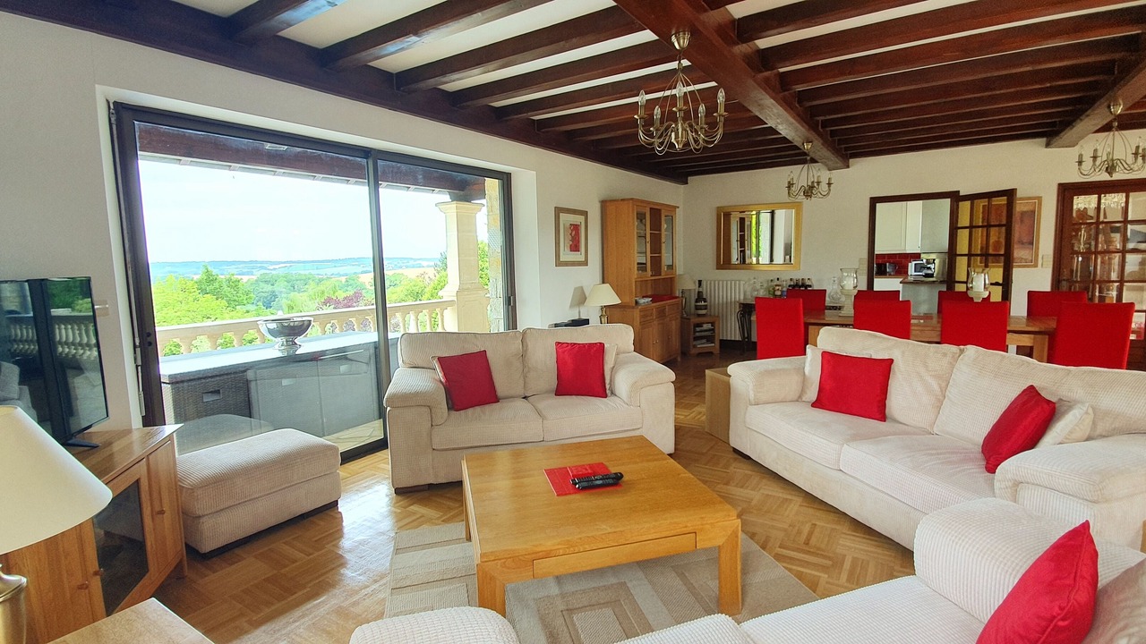 Photo of Livingroom in Nanteuil-de-Bourzac