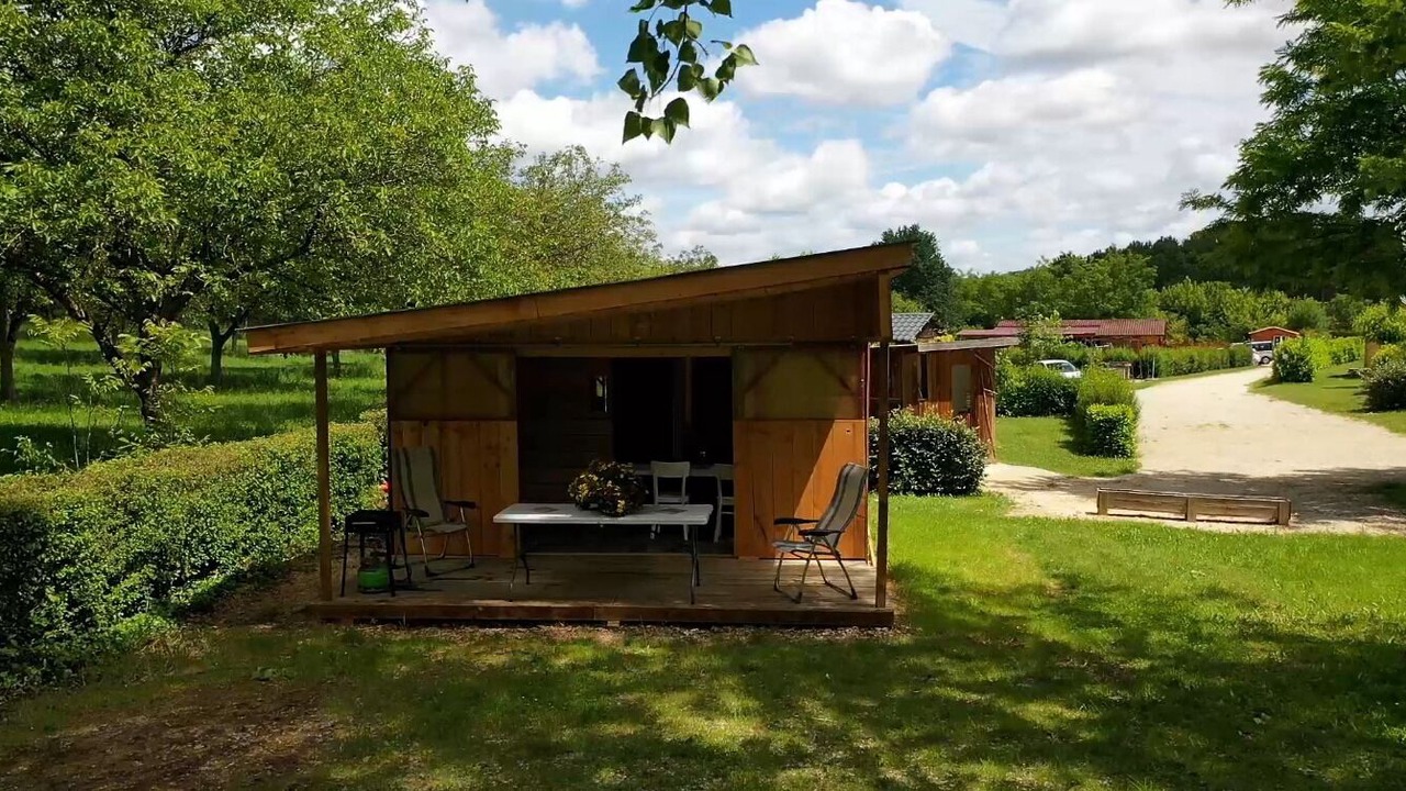 Photo of Patio Balcony in Le Buisson-de-Cadouin