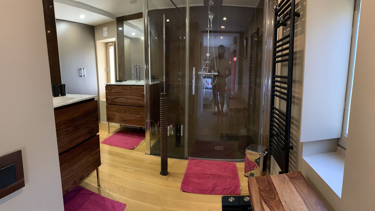 Photo of Bathroom in Escoussans