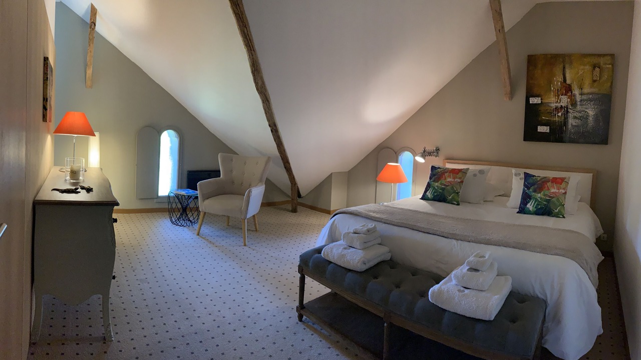 Photo of Bedroom in Escoussans