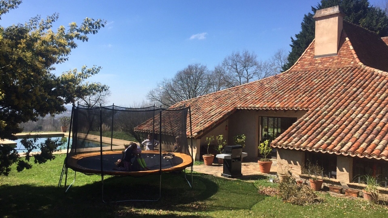Photo of Outdoor in Buros