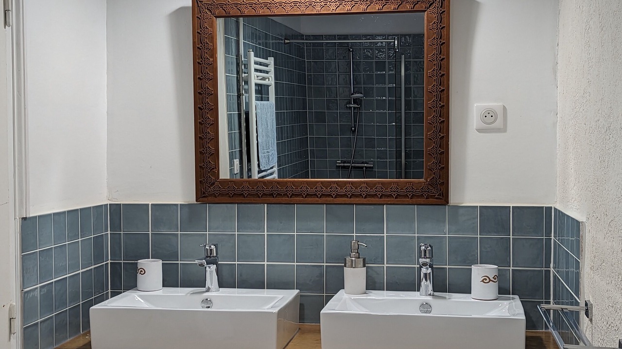 Photo of Bathroom in Dignac