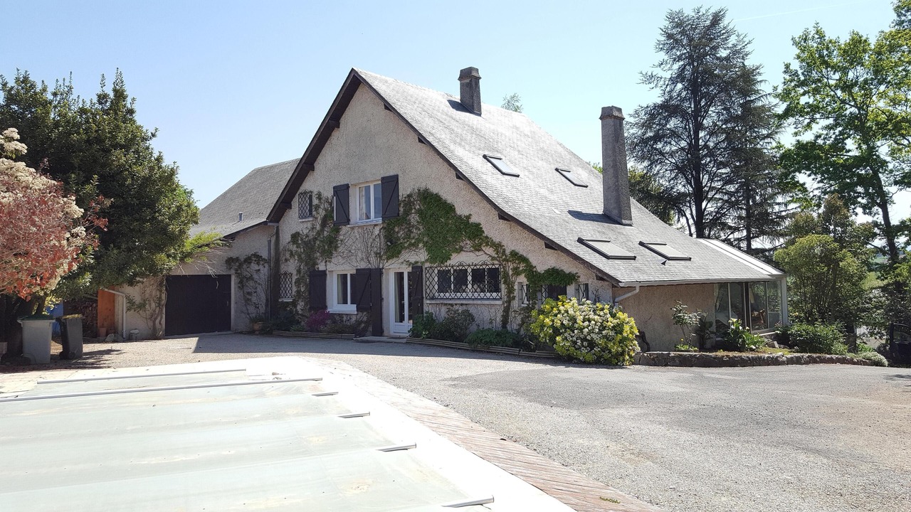 Photo of Outdoor in Lee
