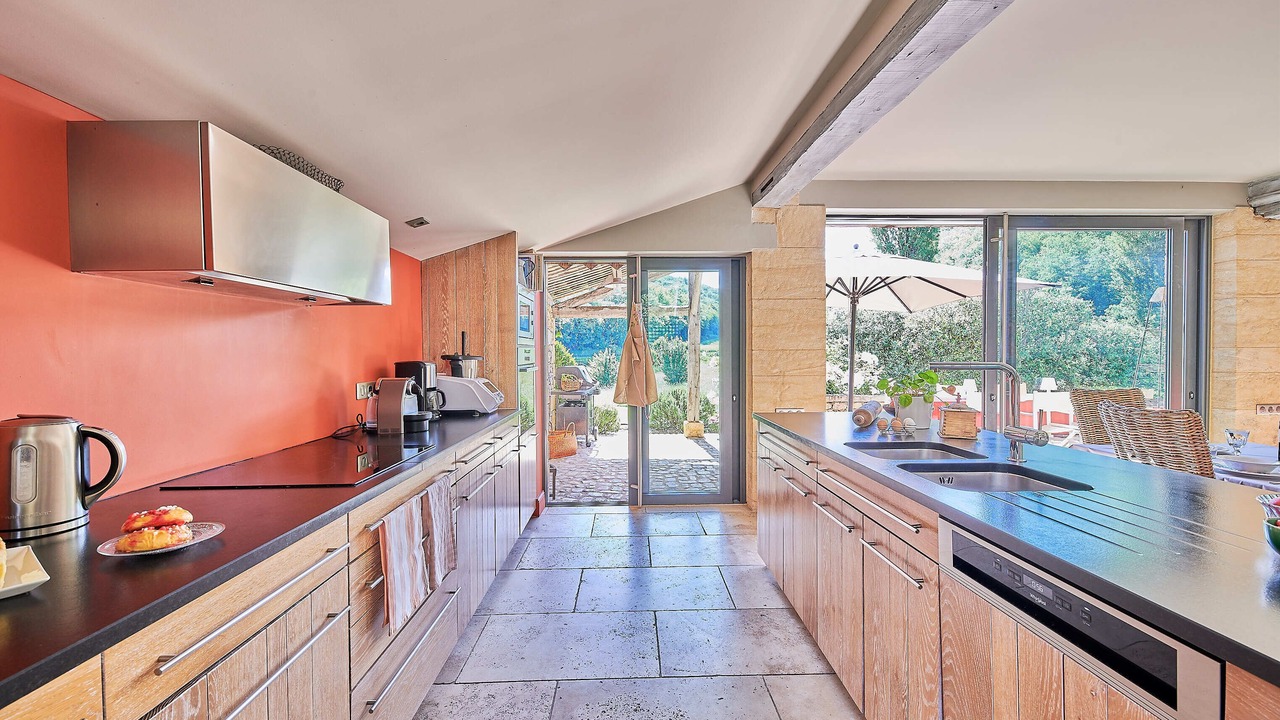 Photo of Kitchen in Saint-Amand-de-Coly