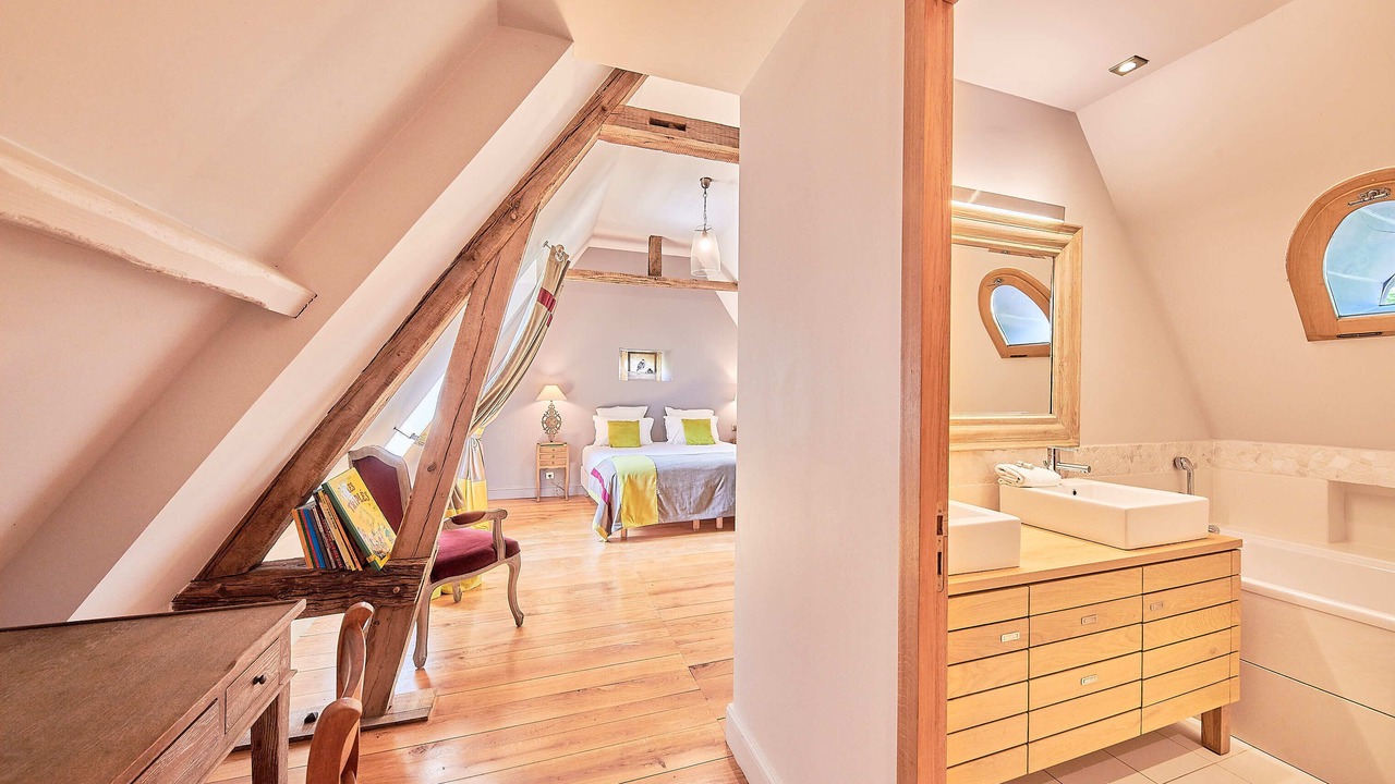 Photo of Bedroom in Saint-Amand-de-Coly