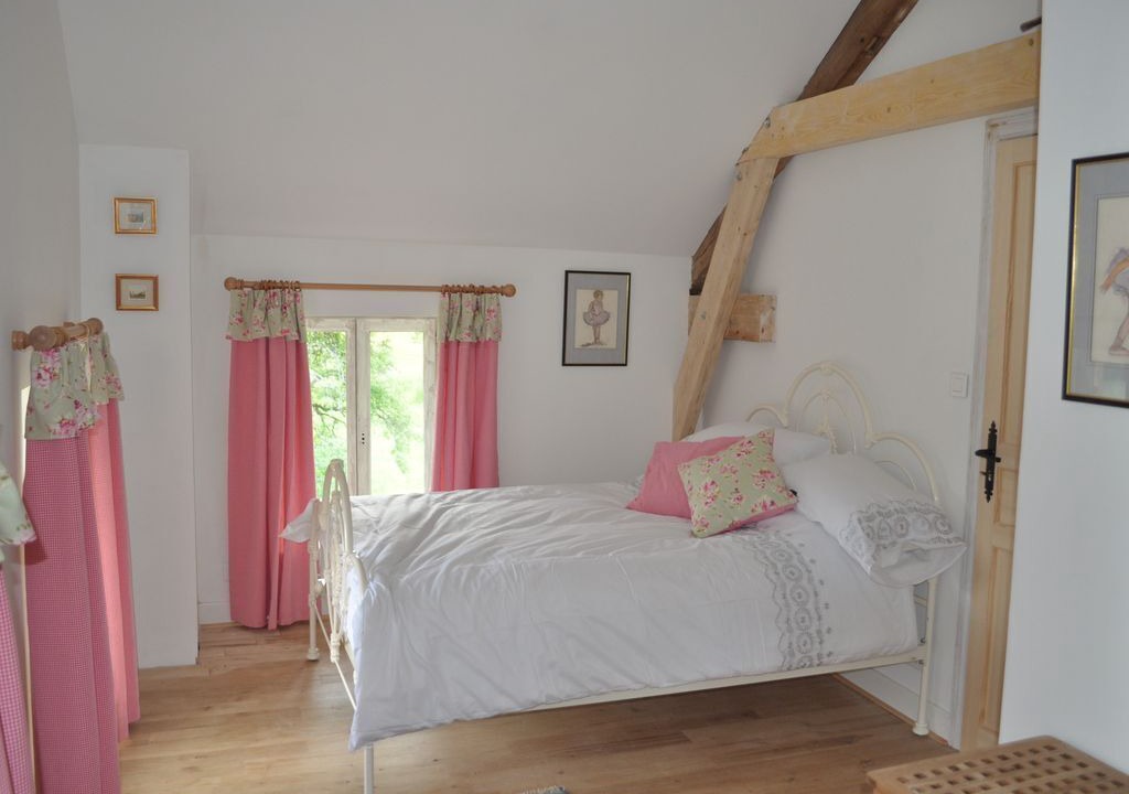 Photo of Bedroom in Saint-Pompont