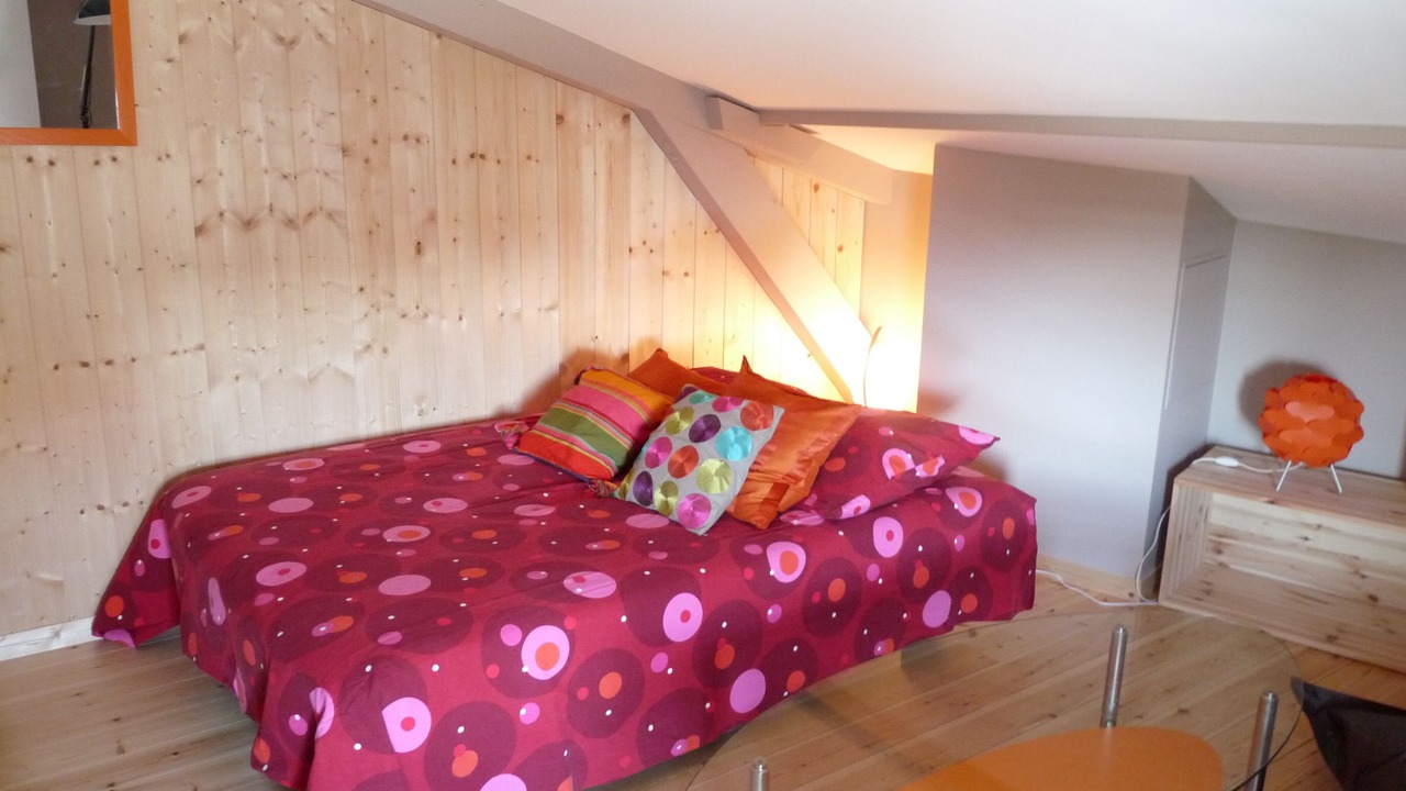 Photo of Bedroom in Lanton