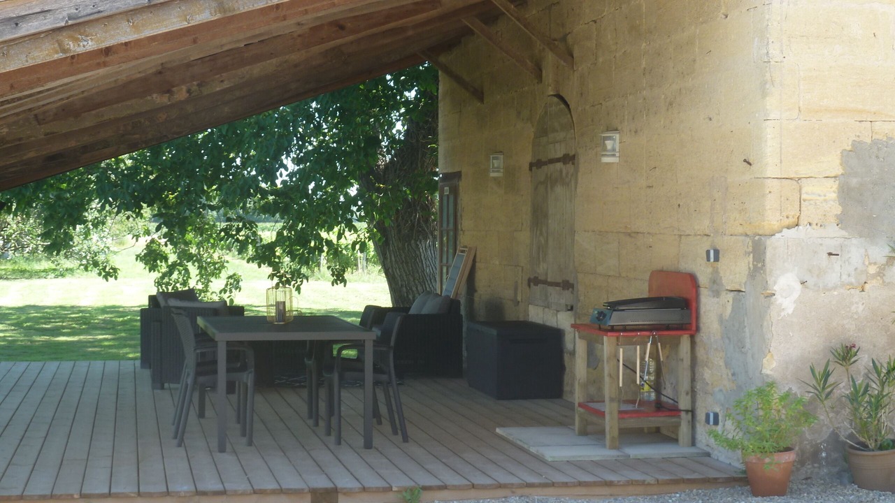 Photo of Outdoor in Sainte-Terre