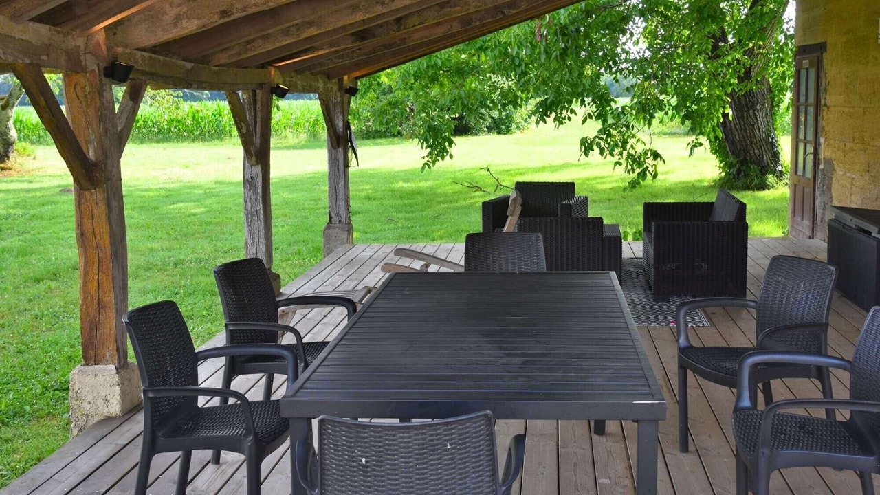 Photo of Outdoor in Sainte-Terre