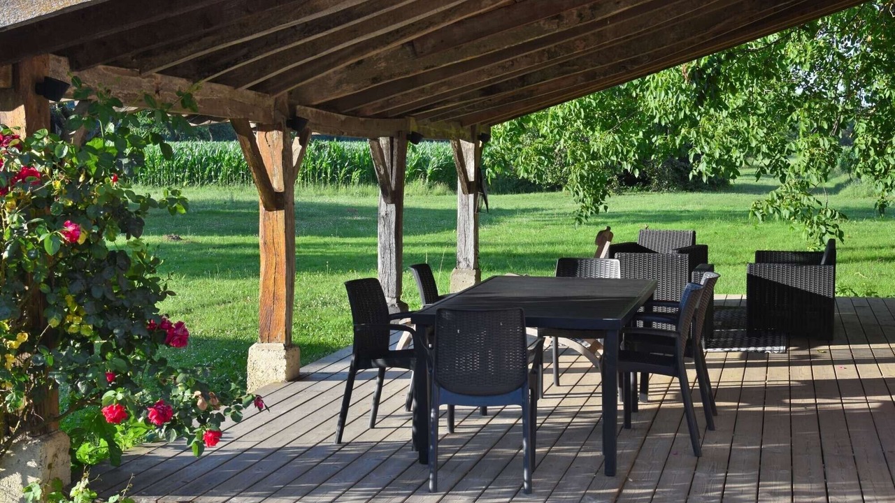 Photo of Outdoor in Sainte-Terre