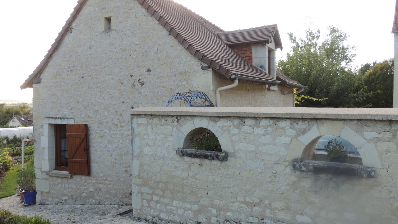 Photo of Outdoor in Senille