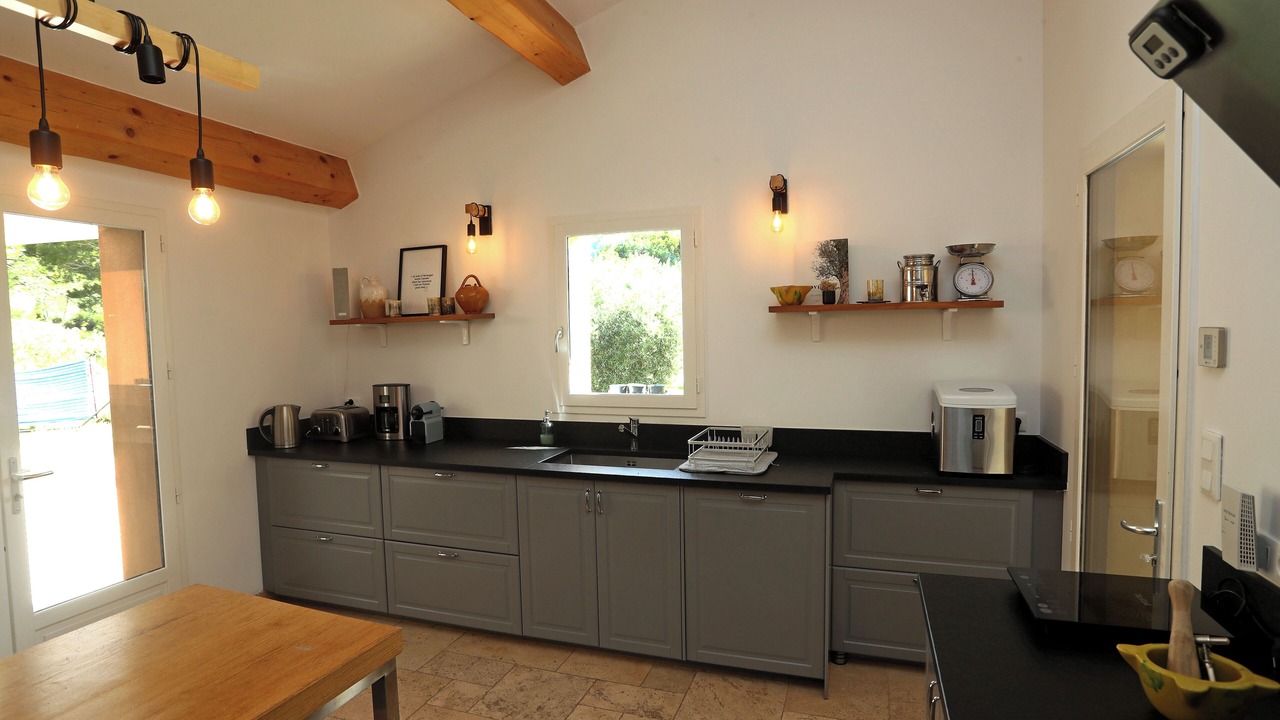 Photo of Kitchen in Les Baux-de-Provence