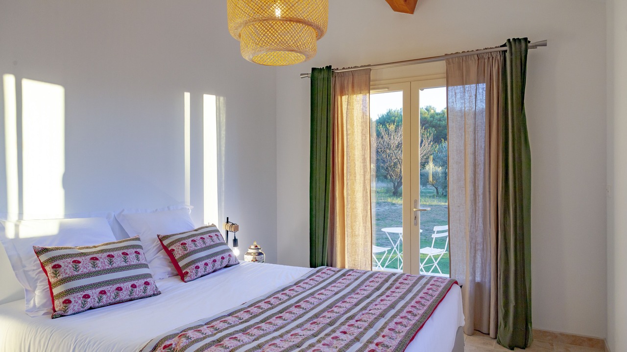 Photo of Bedroom in Les Baux-de-Provence