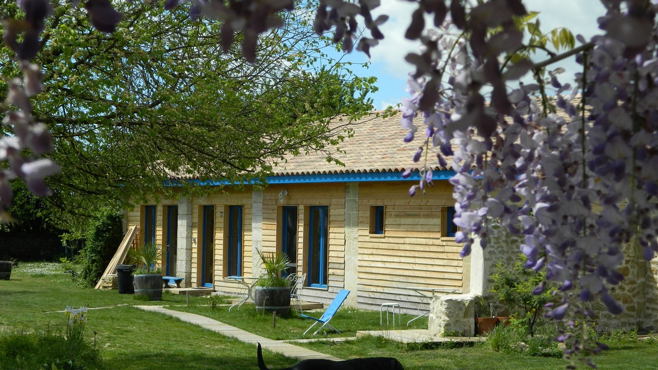 Photo of Outdoor in Saint-Seurin-de-Cadourne