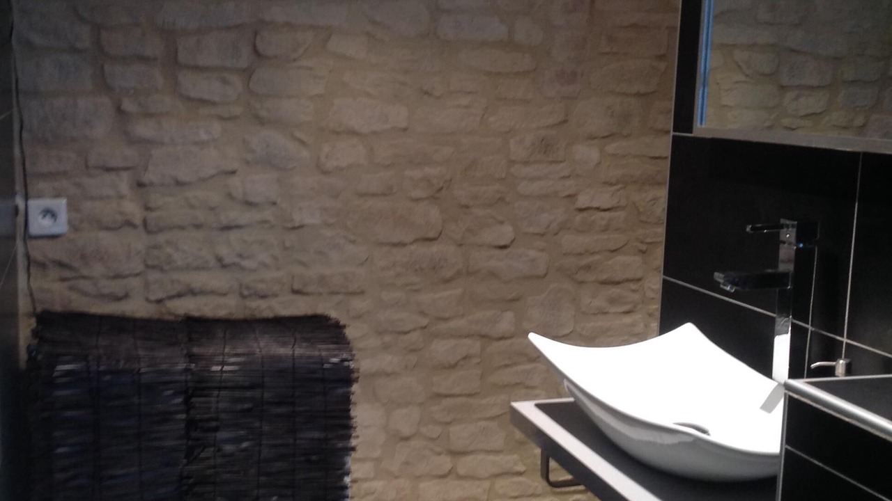 Photo of Bathroom in Perigueux