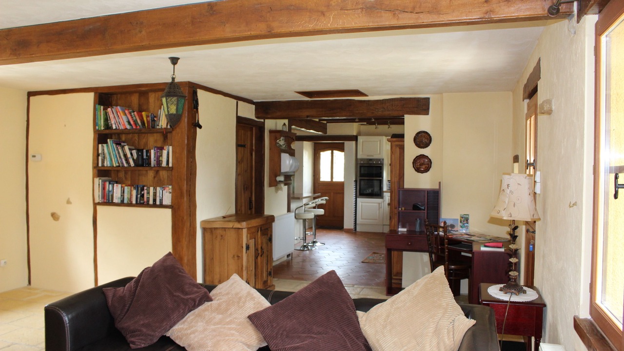 Photo of Livingroom in Nanteuil-en-Vallee