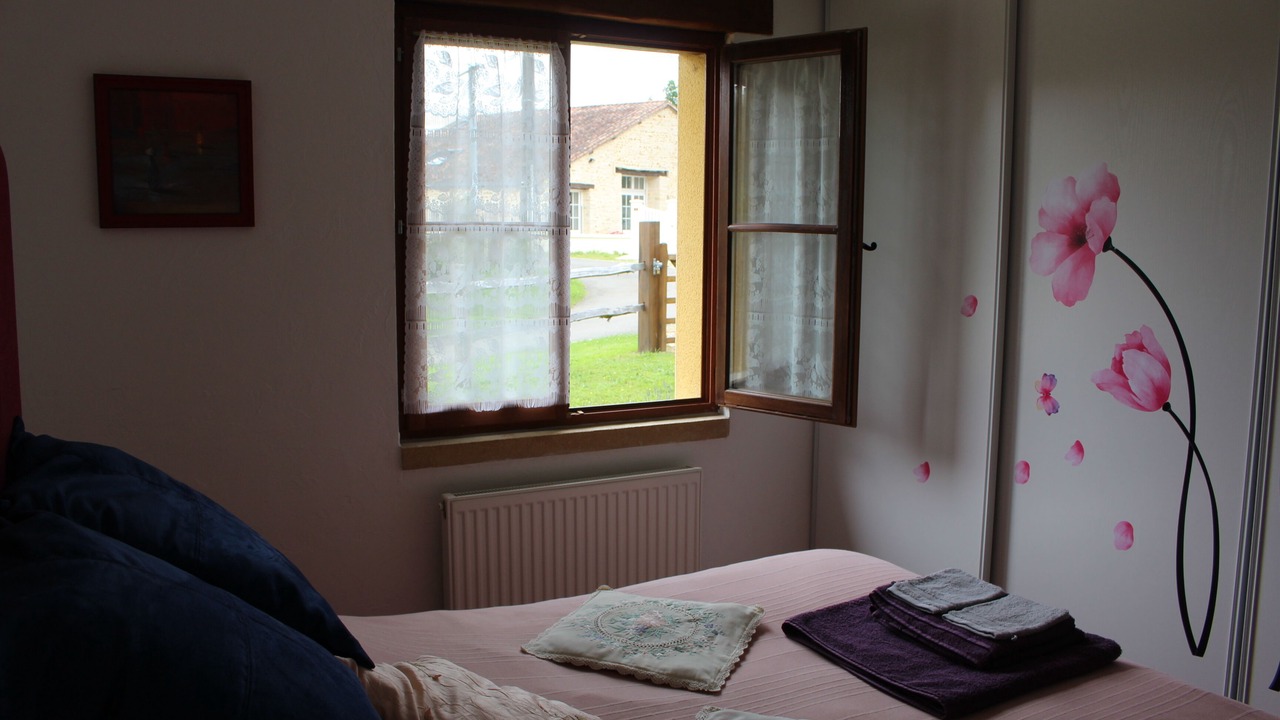 Photo of Bedroom in Nanteuil-en-Vallee