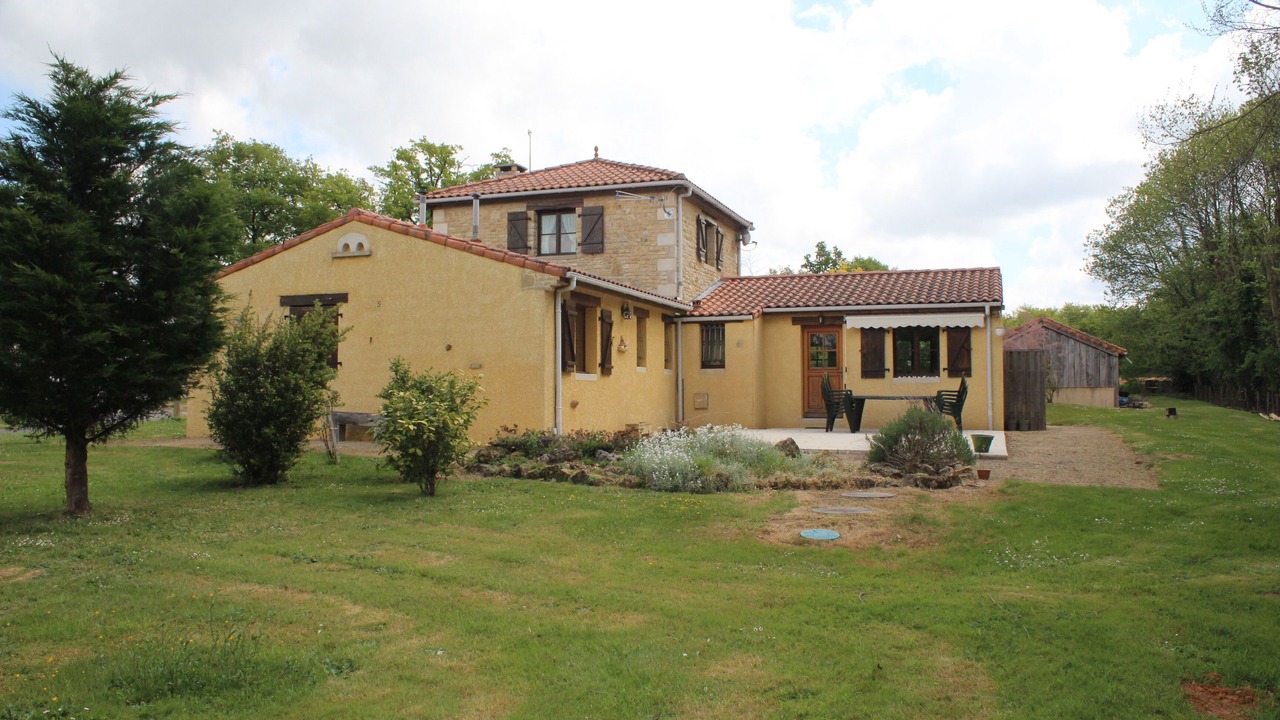 Photo of Outdoor in Nanteuil-en-Vallee