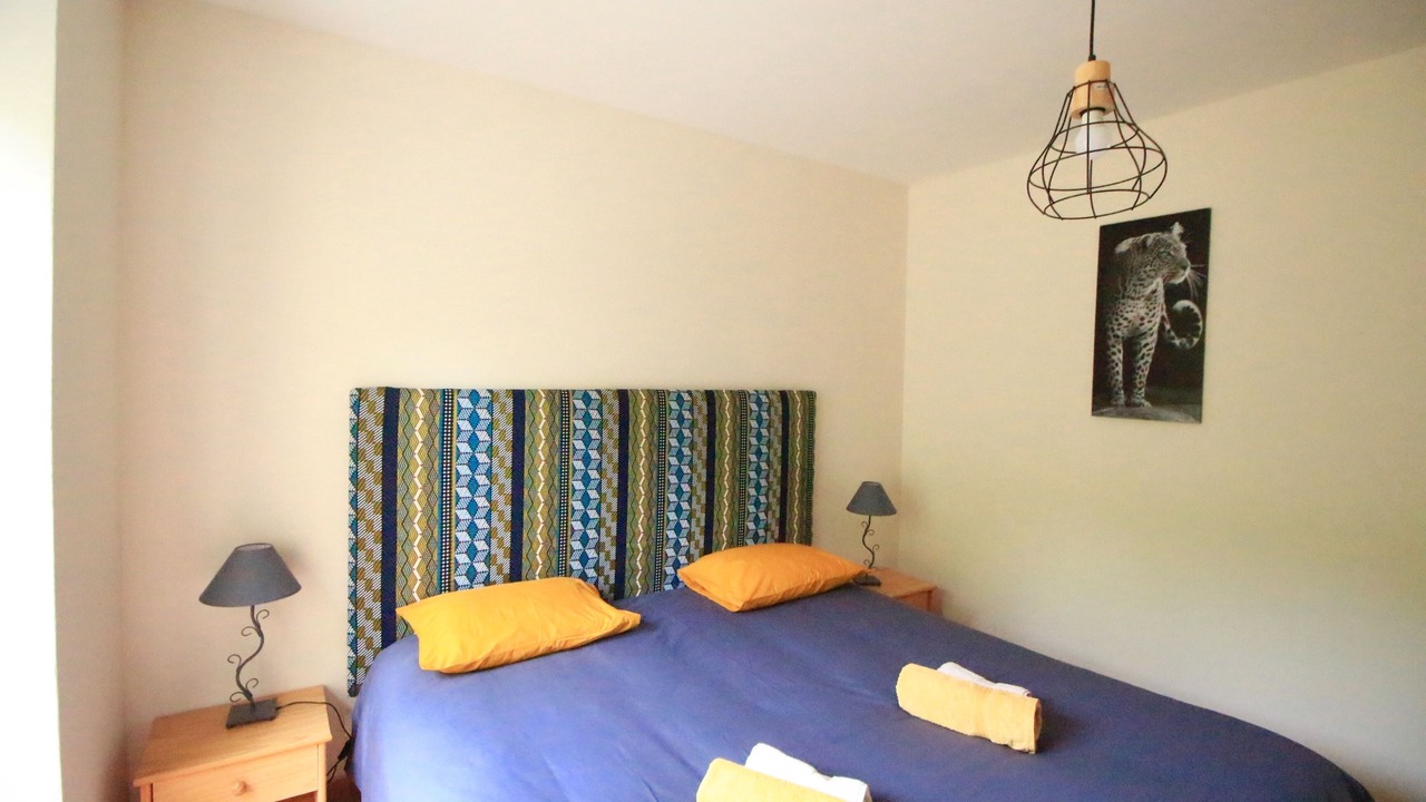 Photo of Bedroom in Le Buisson-de-Cadouin
