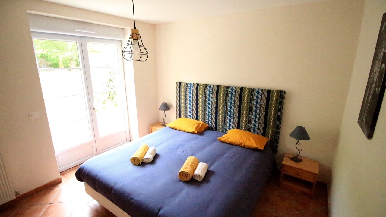 Photo of Bedroom in Le Buisson-de-Cadouin