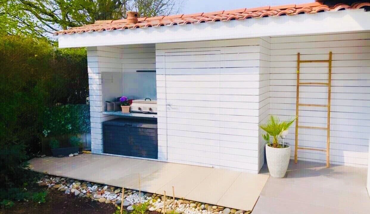 Photo of Patio Balcony in Saint-Vincent-de-Tyrosse