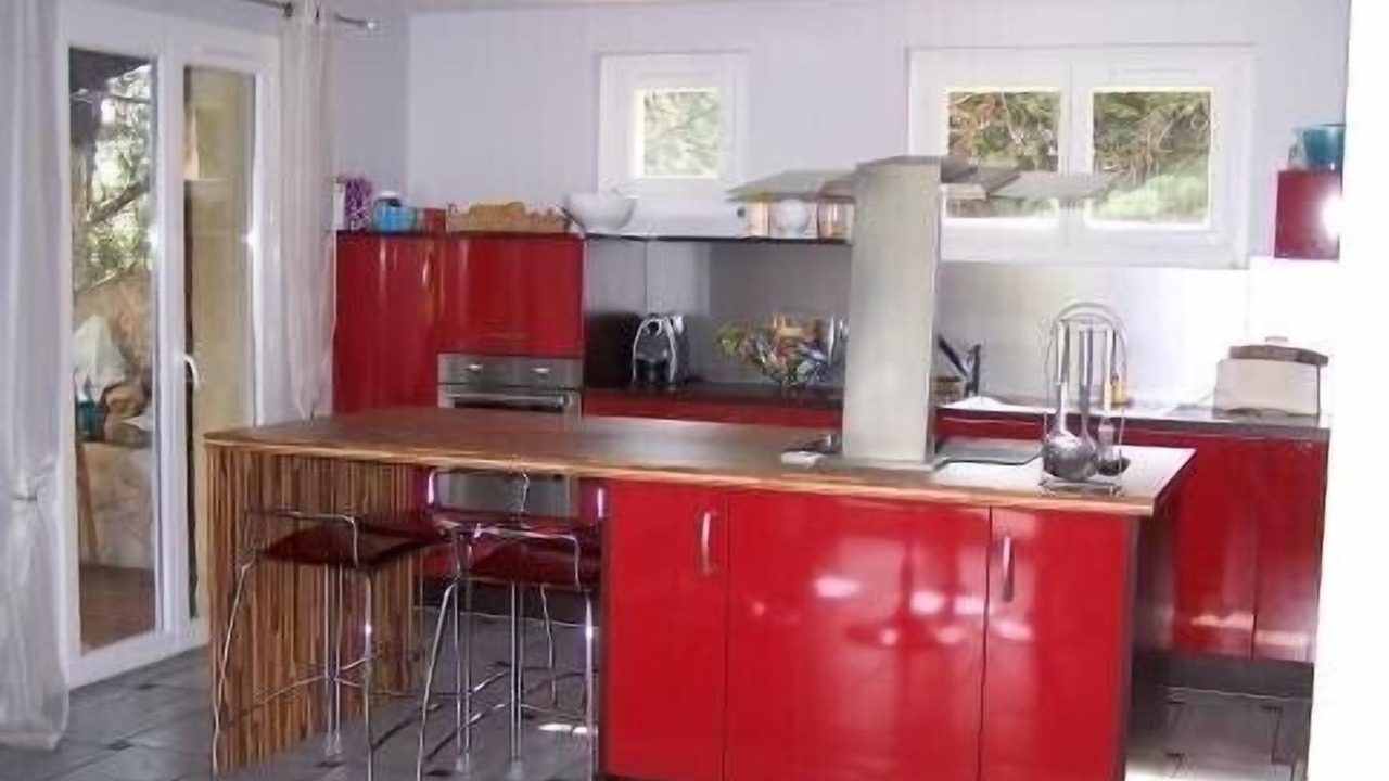 Photo of Kitchen in Carnoux-en-Provence