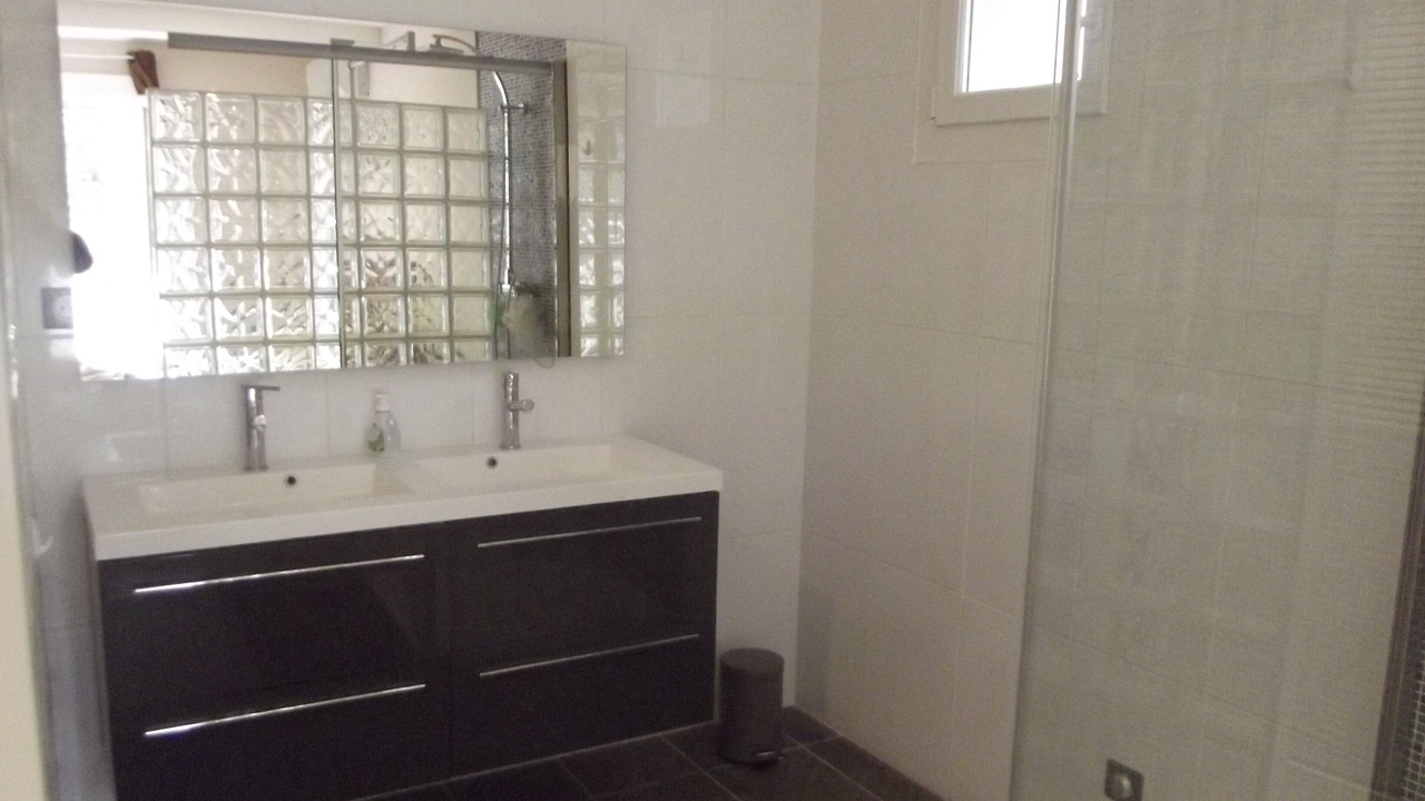 Photo of Bathroom in Carnoux-en-Provence