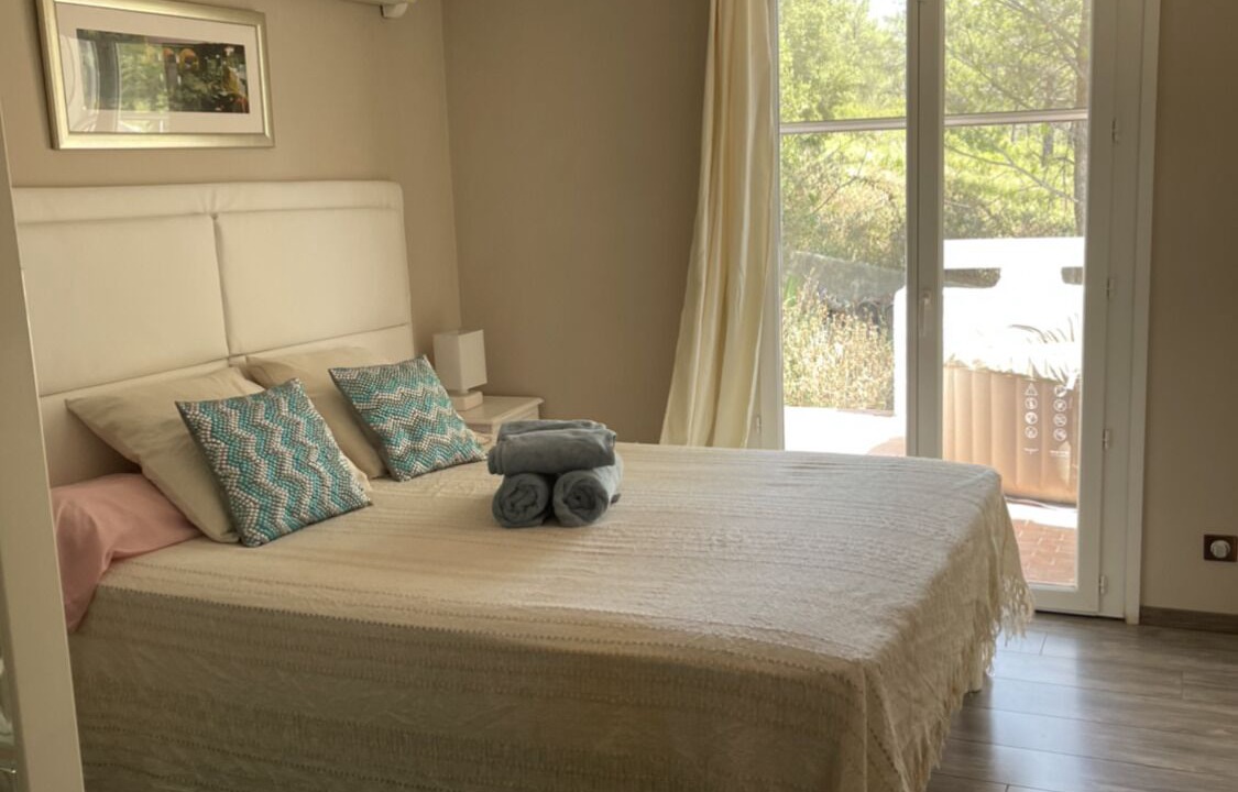 Photo of Bedroom in Carnoux-en-Provence