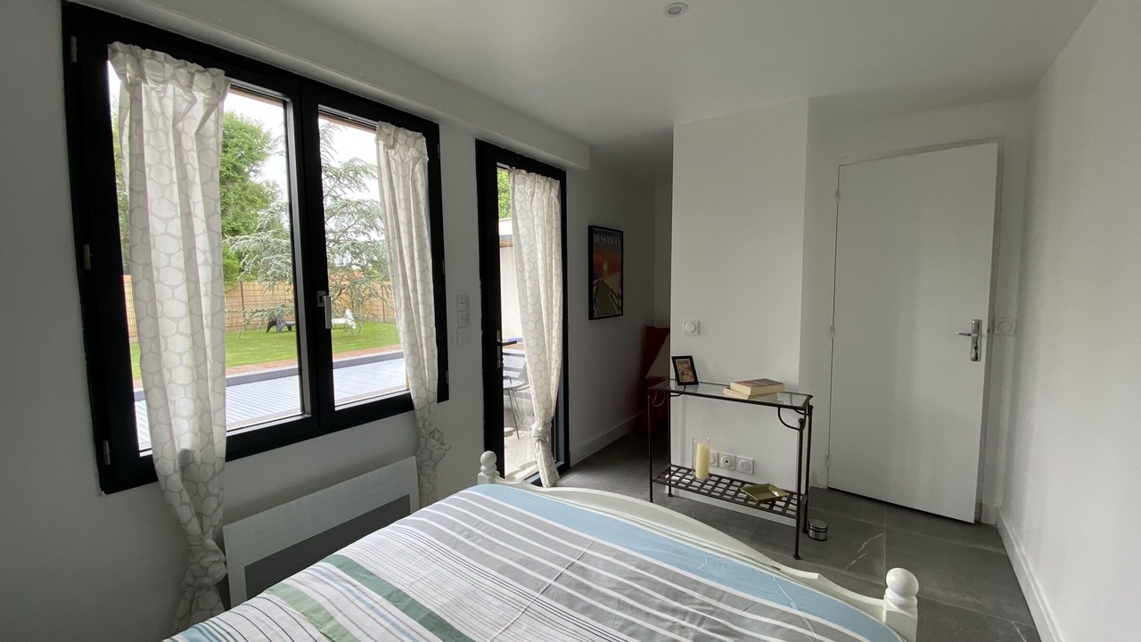 Photo of Bedroom in Messanges