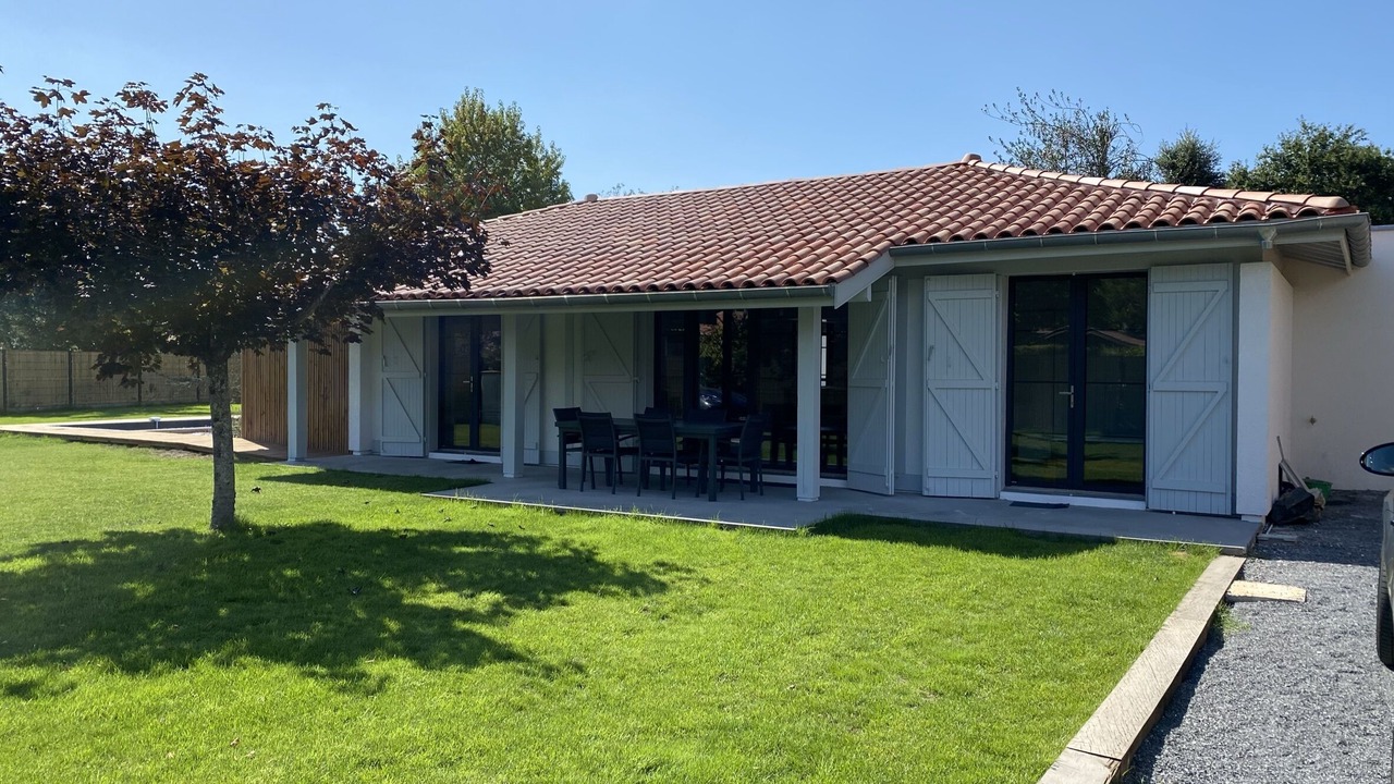 Photo of Outdoor in Messanges