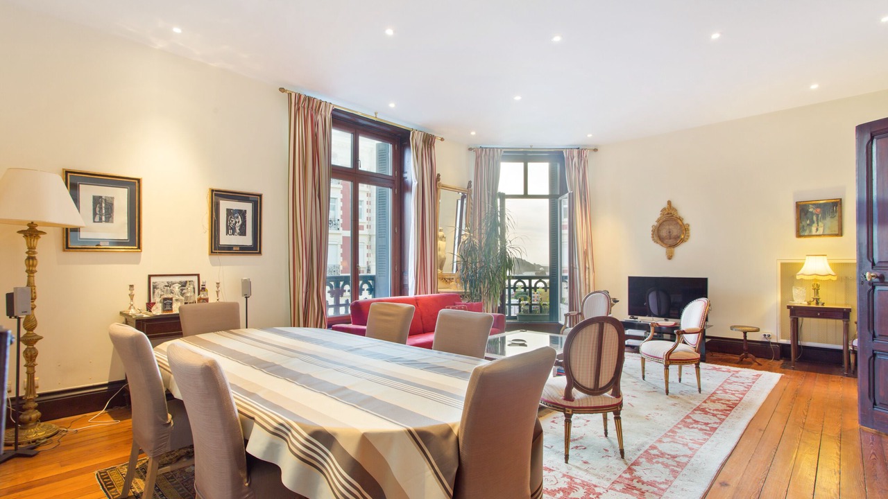 Photo of Livingroom in Biarritz