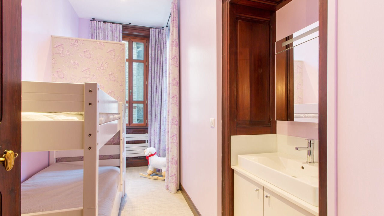Photo of Bedroom in Biarritz