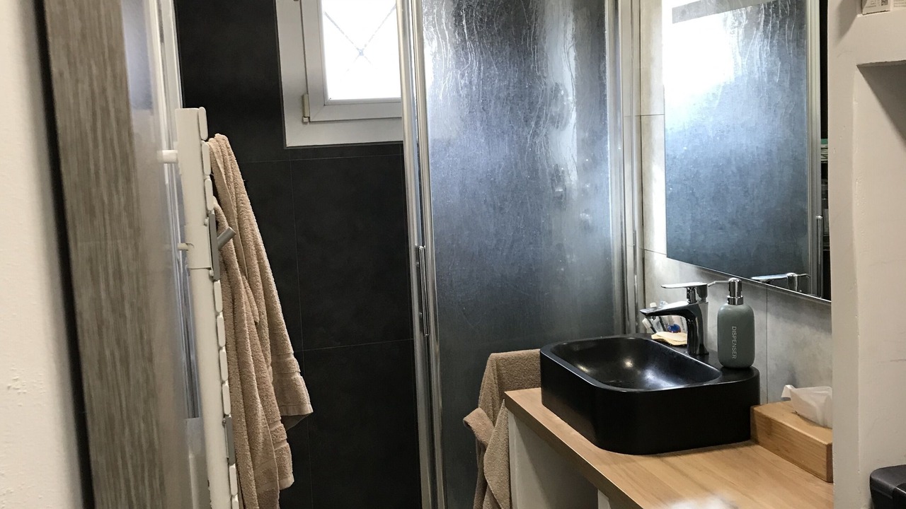 Photo of Bathroom in Gujan-Mestras