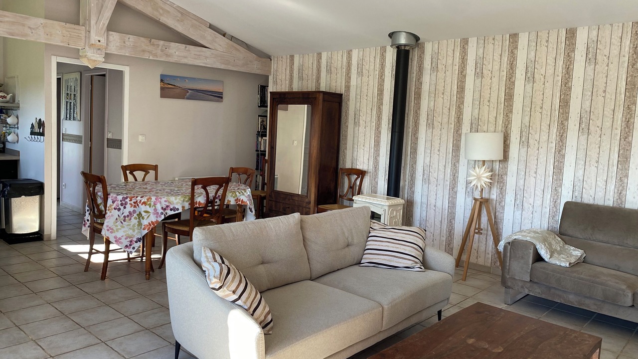 Photo of Livingroom in Beguey