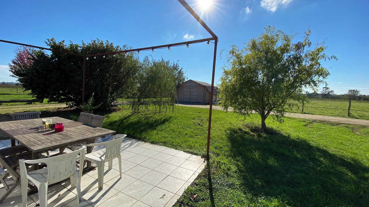 Photo of Outdoor in Beguey