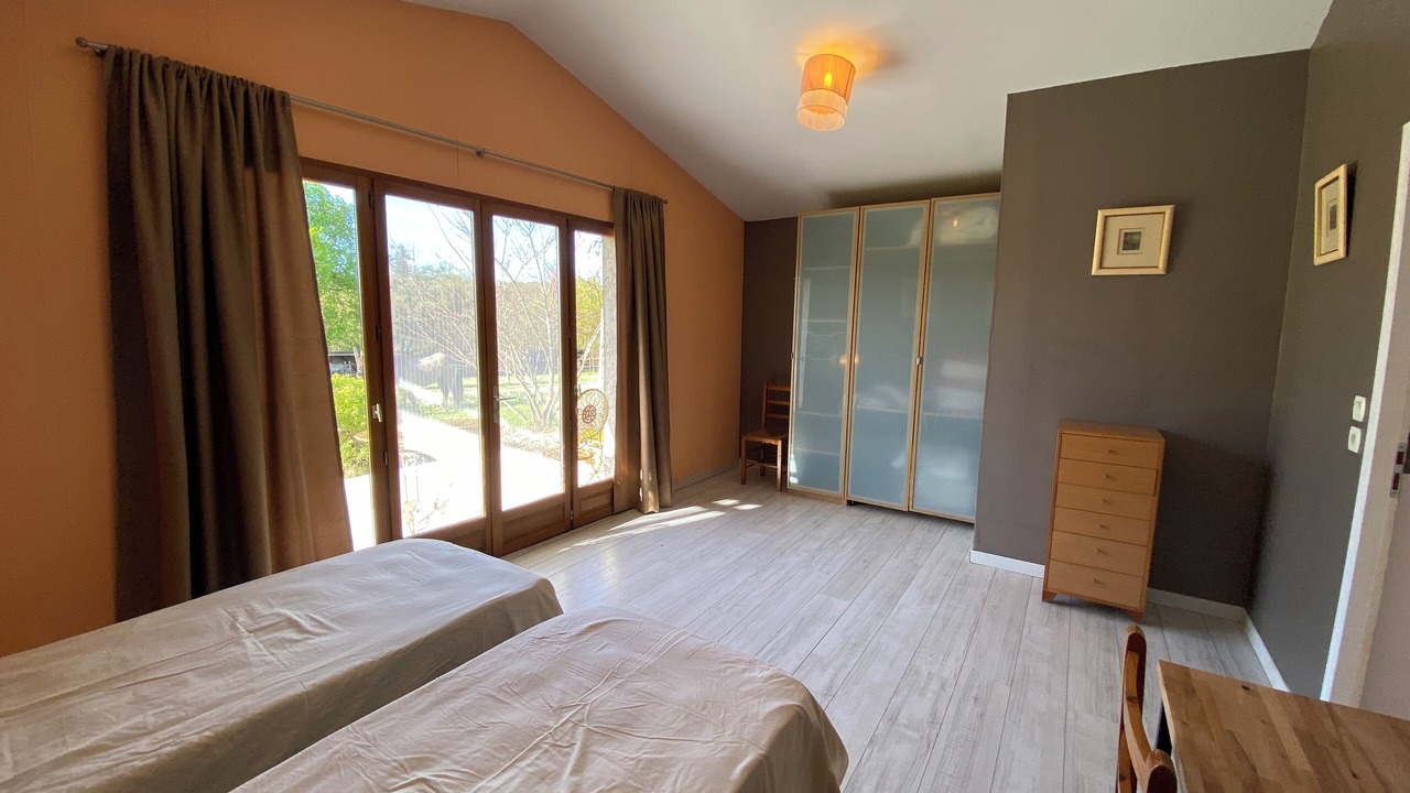 Photo of Bedroom in Beguey