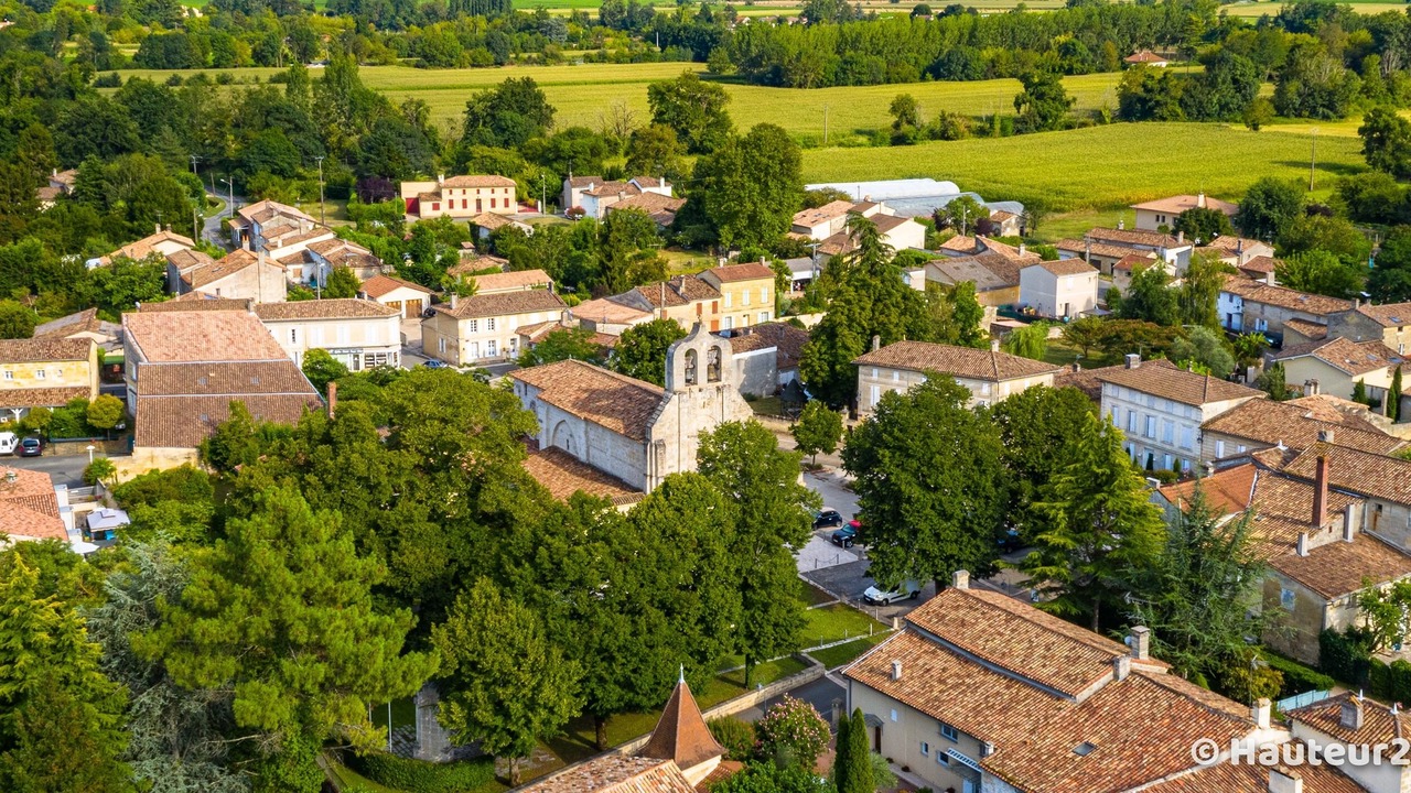 Photo of Outdoor in Sainte-Terre