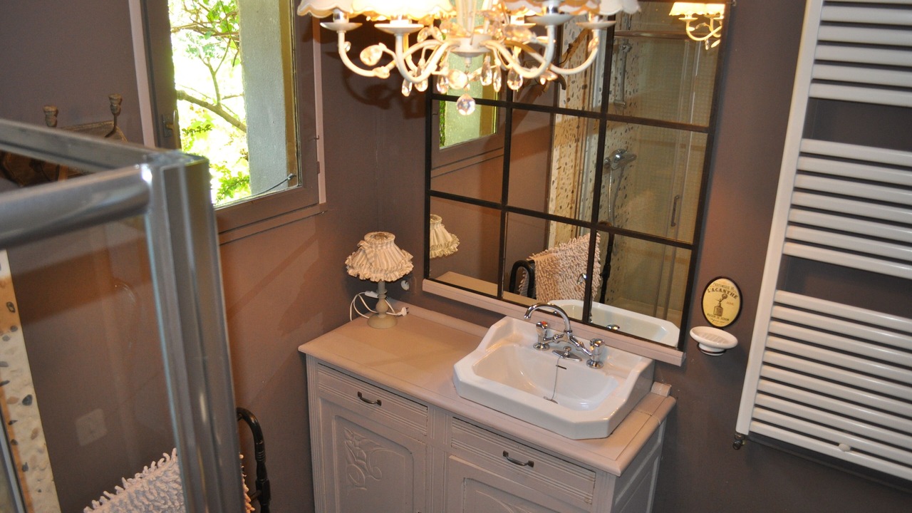 Photo of Bathroom in Jumilhac-le-Grand