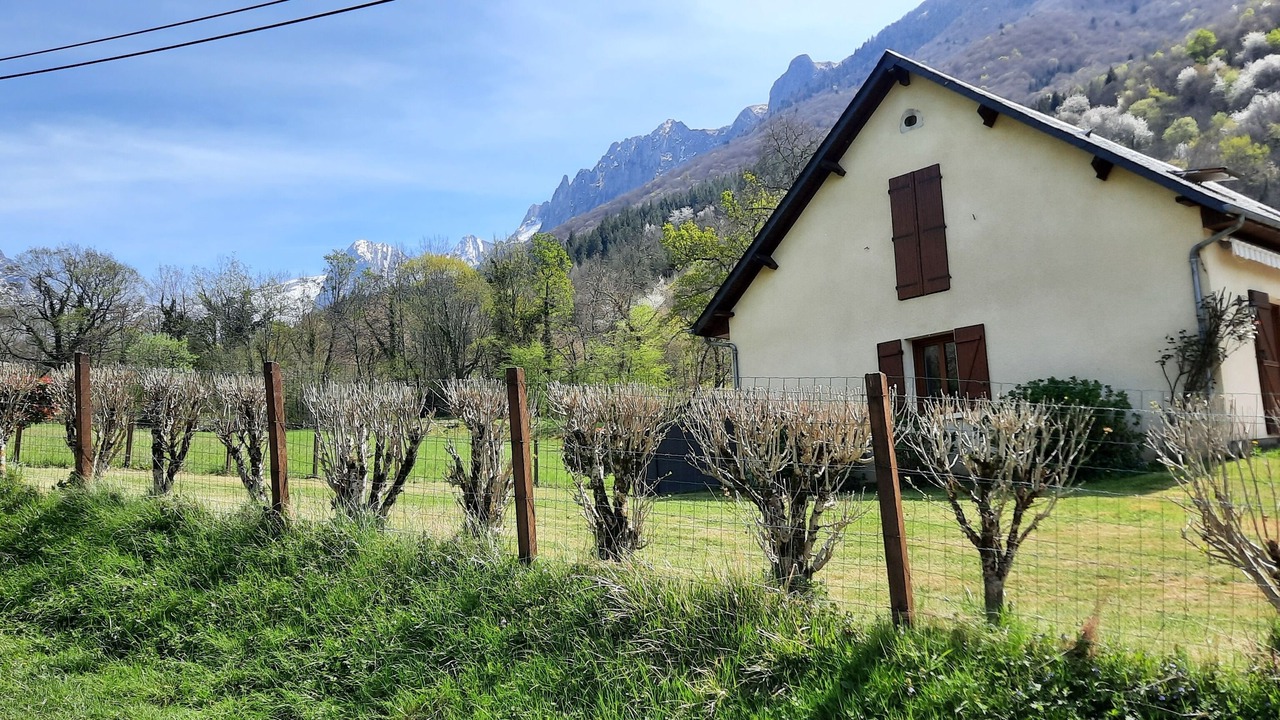 Photo of Outdoor in Accous