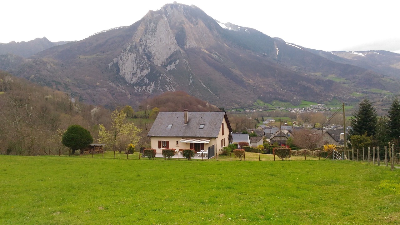 Photo of Outdoor in Accous