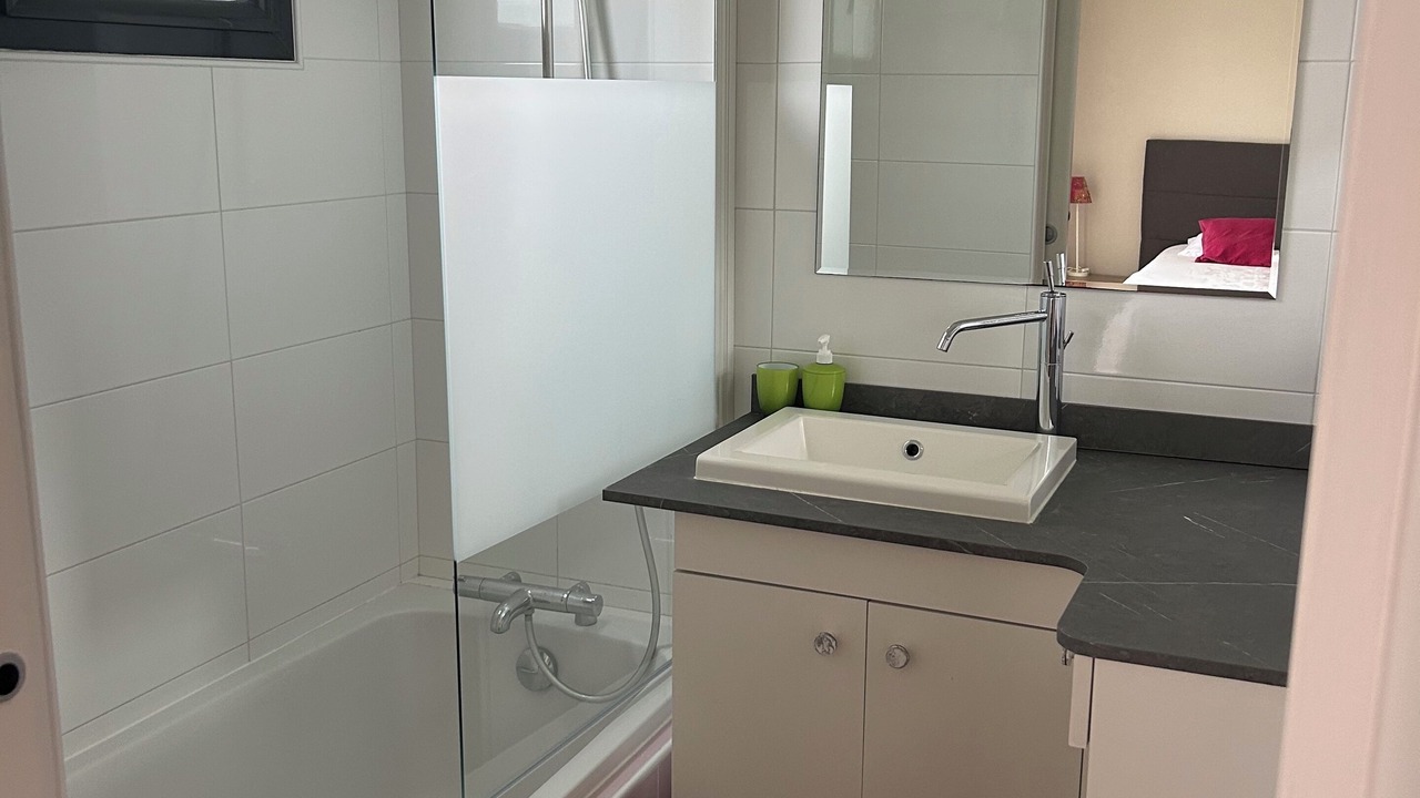 Photo of Bathroom in La Brede