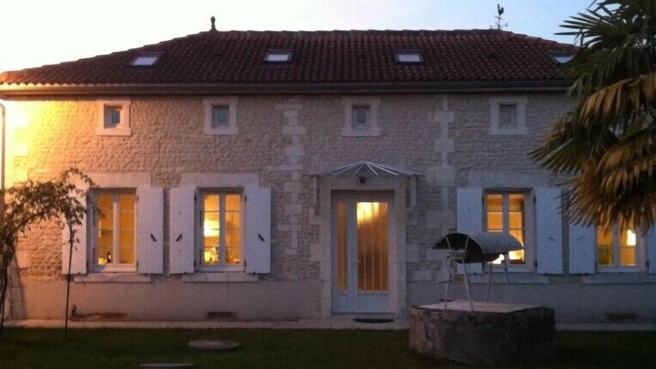 Photo of Outdoor in Salles-de-Barbezieux