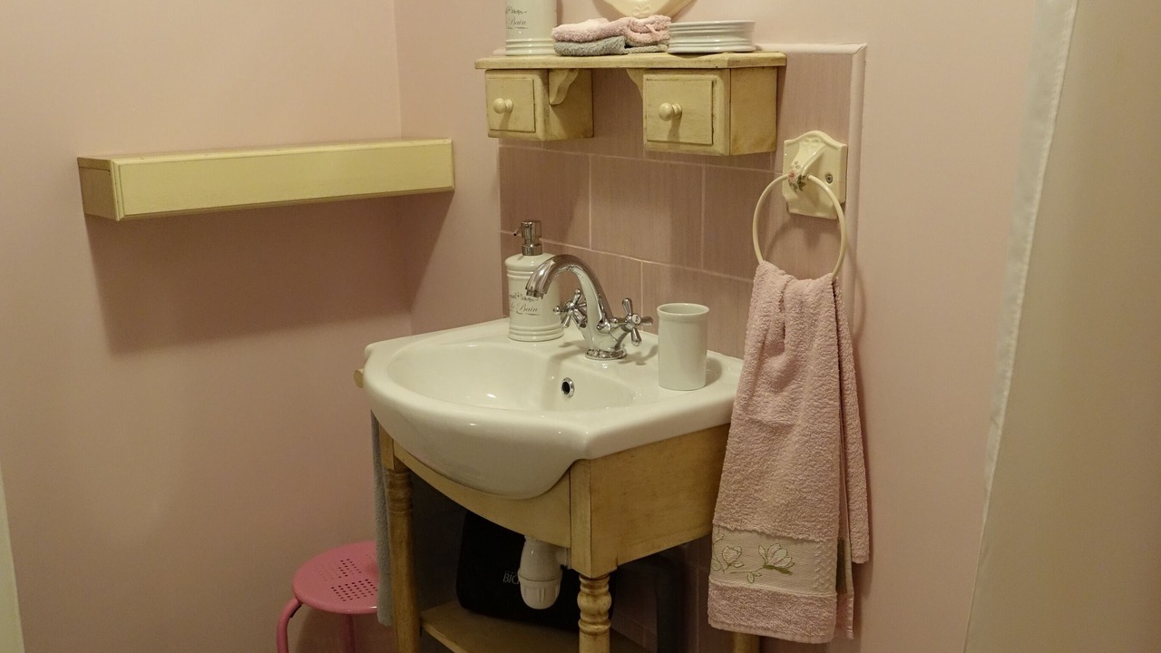 Photo of Bathroom in Andilly