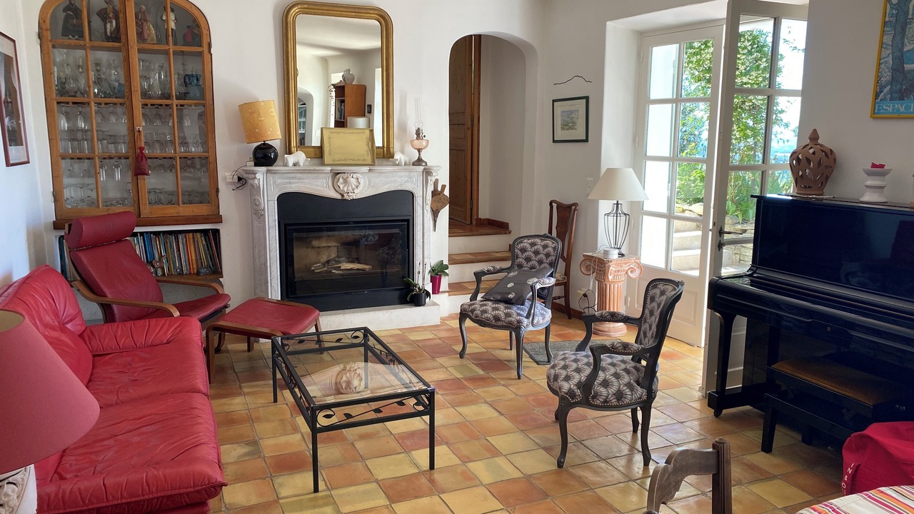 Photo of Livingroom in Eguilles
