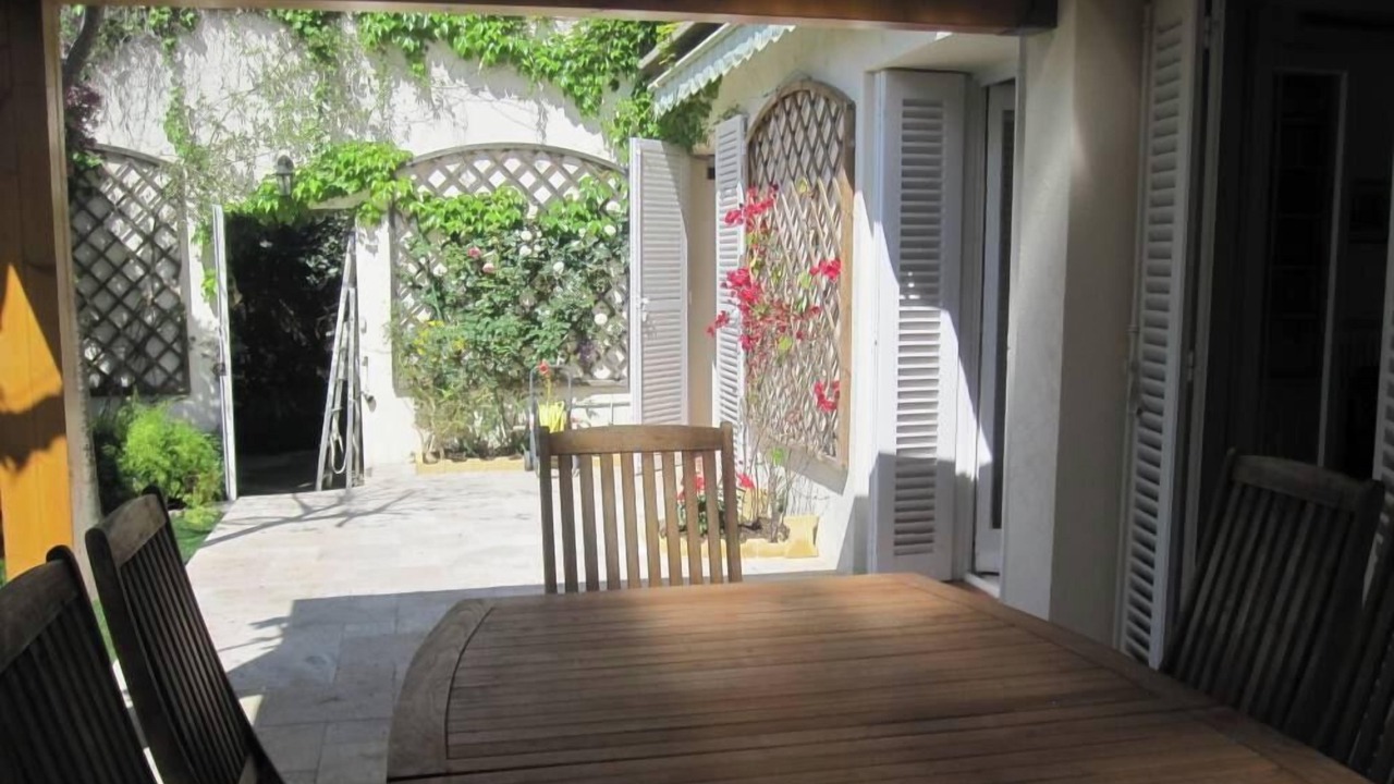 Photo of Outdoor in Hyeres City Centre